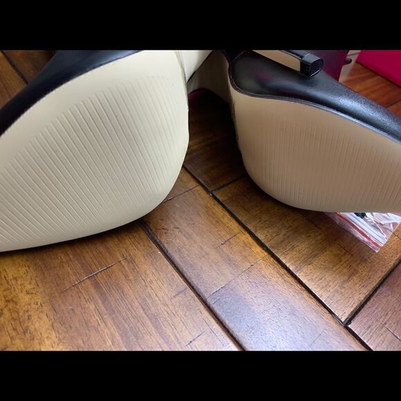 ShoeDazzle Black booties Sz 6 - Picture 4 of 4